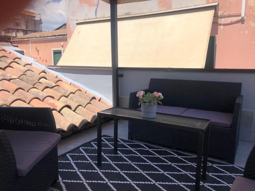 أتشيريالي Narciso Boutique Apartment المظهر الخارجي الصورة