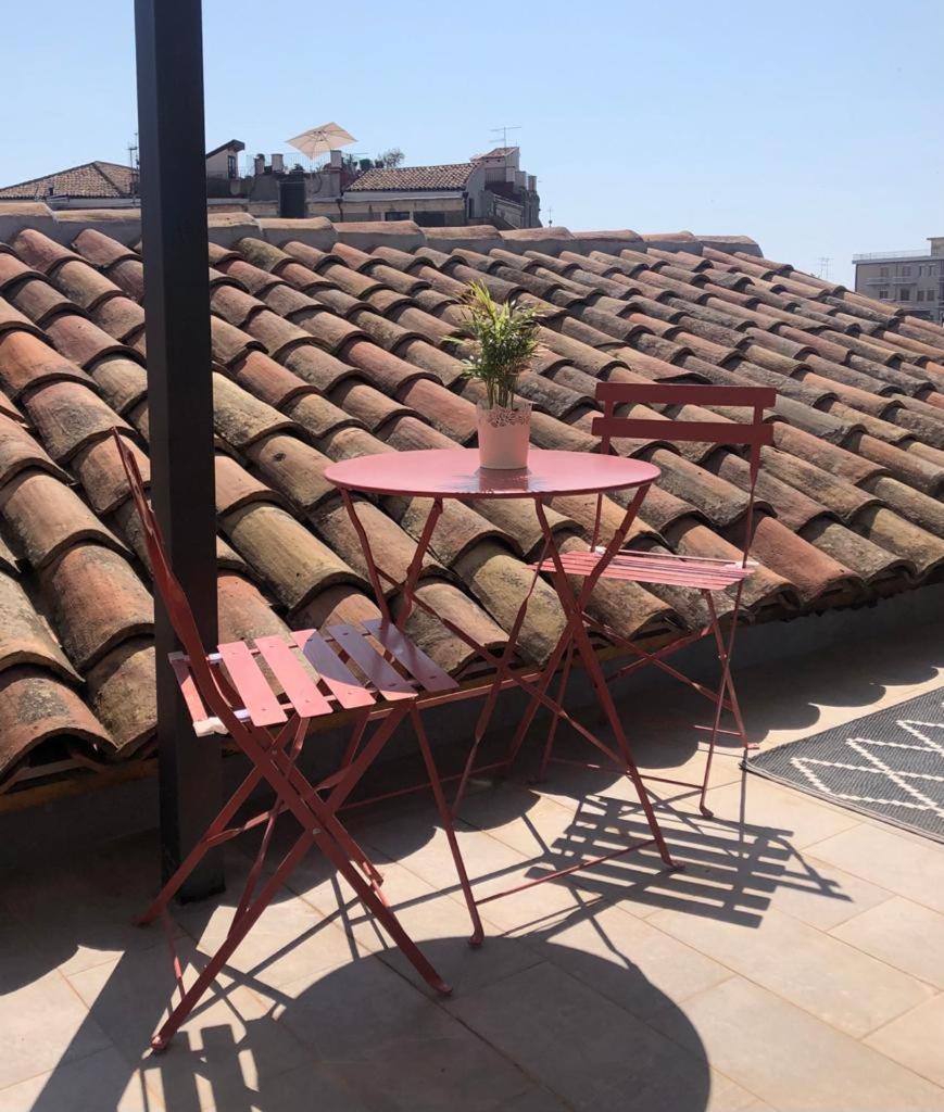 أتشيريالي Narciso Boutique Apartment المظهر الخارجي الصورة